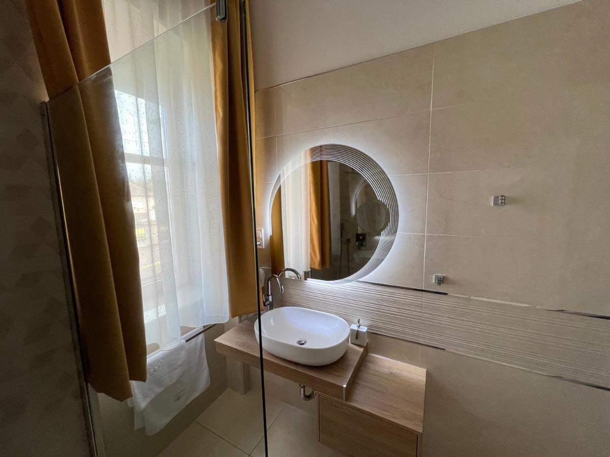 Kuria Vendeghaz Hotel โปรอสซโล ภายนอก รูปภาพ